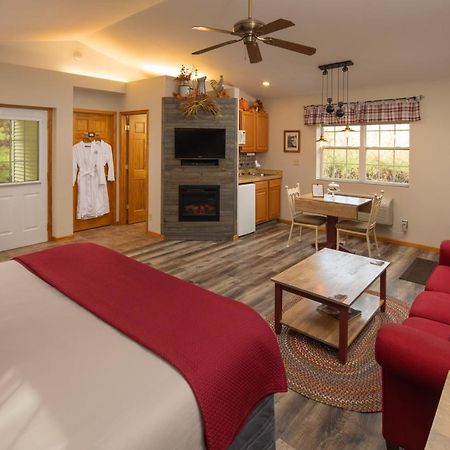 Hawk Valley Retreat & Cottages 갈레나 외부 사진