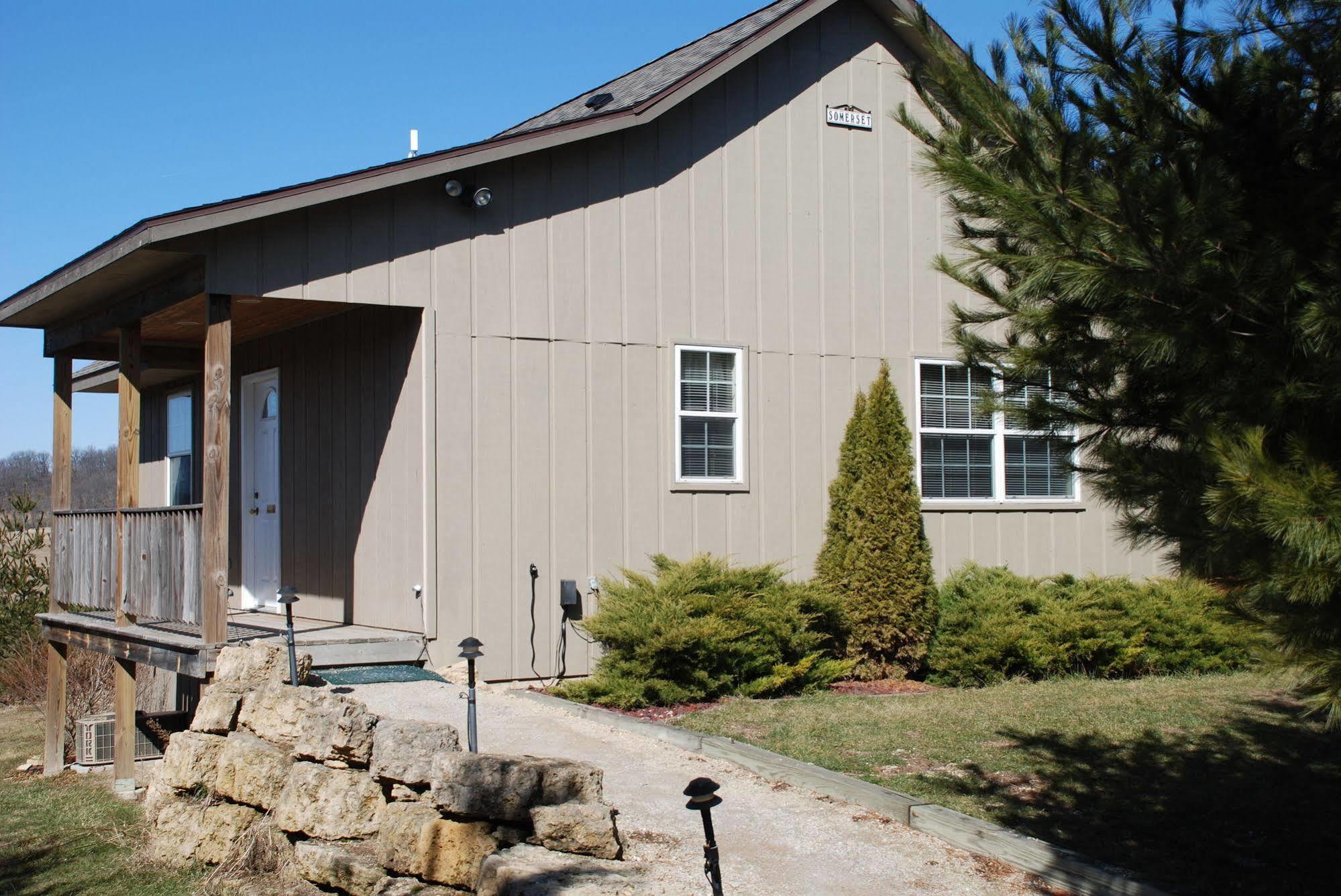 Hawk Valley Retreat & Cottages 갈레나 외부 사진
