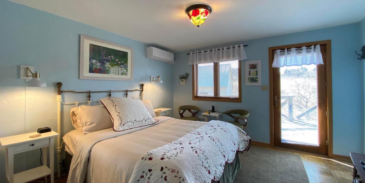Hawk Valley Retreat & Cottages 갈레나 외부 사진