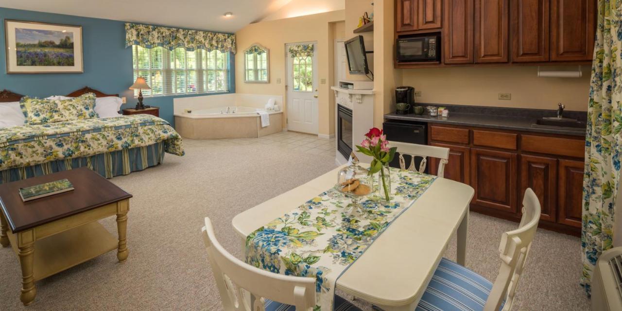 Hawk Valley Retreat & Cottages 갈레나 외부 사진